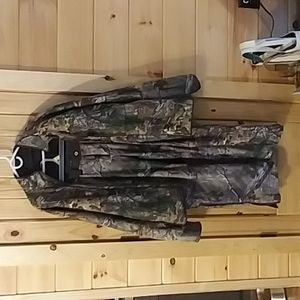 Under Armour camo set.